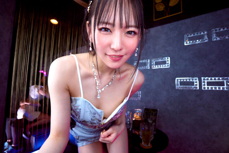 西元めいさ 近距離ささやき接客 8K高精細VR